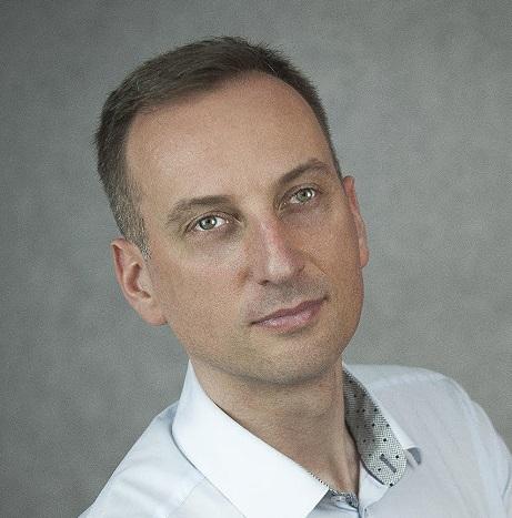BIO Piotr Medyński