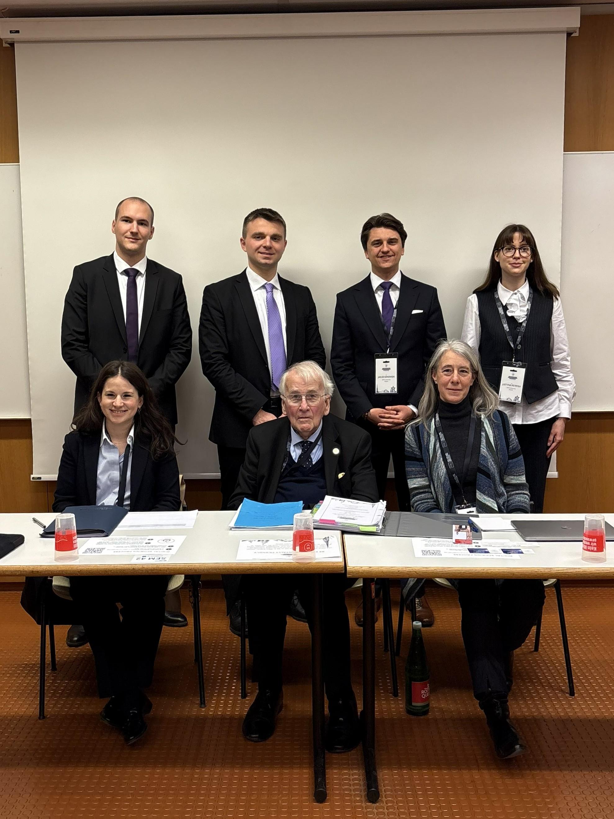 Drużyna USWPS na konkursach Vis Moot Court