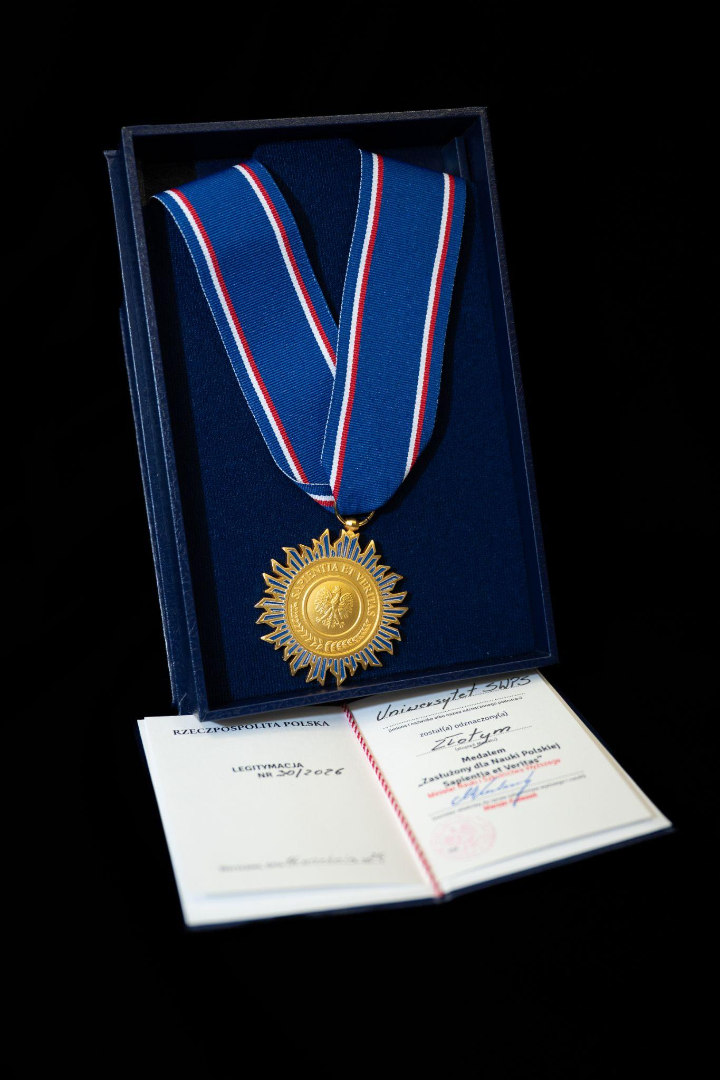 Złoty medal „Zasłużony dla Nauki Polskiej Sapientia et Veritas